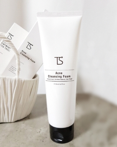 청소년 성인 불문 가리고 싶은 얼굴 좁쌀 화농성 여드름 종류… 클렌징폼으로 꼼꼼 세안