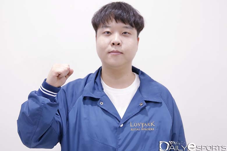 손절장인의 '미넬' 김용국.