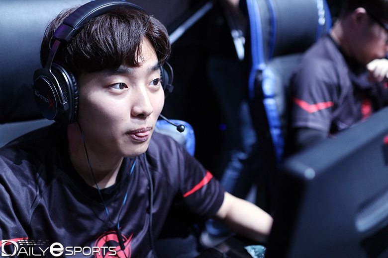 브이알루 기블리의 '히카리' 김동환.