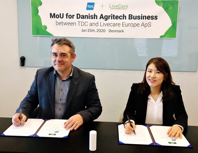 오른쪽부터 유라이크코리아 김희진 대표와 TDC Michael Stugaard 상무
