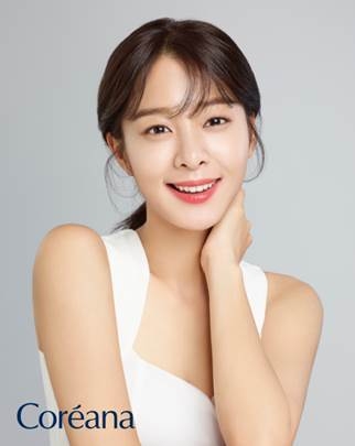 코리아나 화장품, 배우 설인아와 전속 모델 재계약 채결