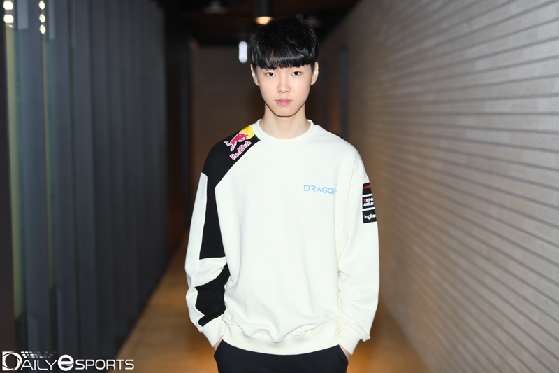 DRX '쵸비' 정지훈 "어제의 나보다 나은 오늘의 내가 되겠다"