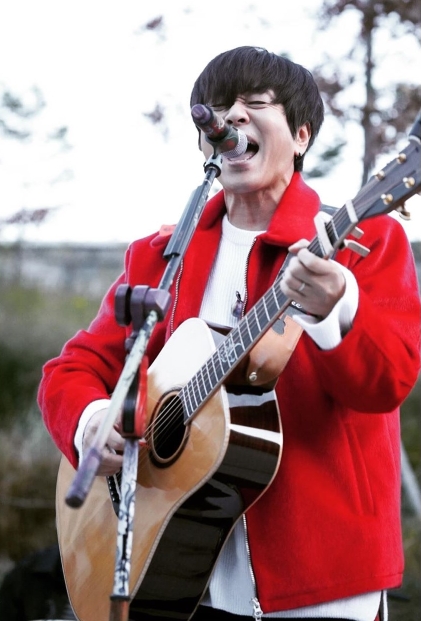 (사진 출처 : 윤도현 인스타그램)