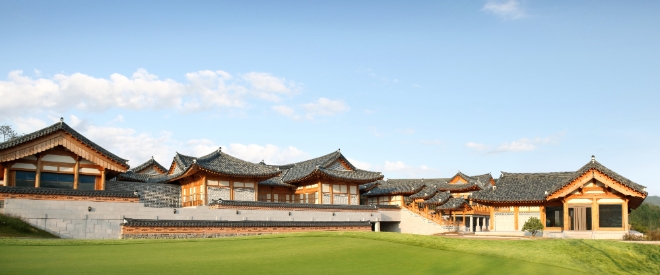 라비에벨 컨트리클럽 올드코스 클럽 하우스 전경. 사진=라비에벨 컨트리클럽