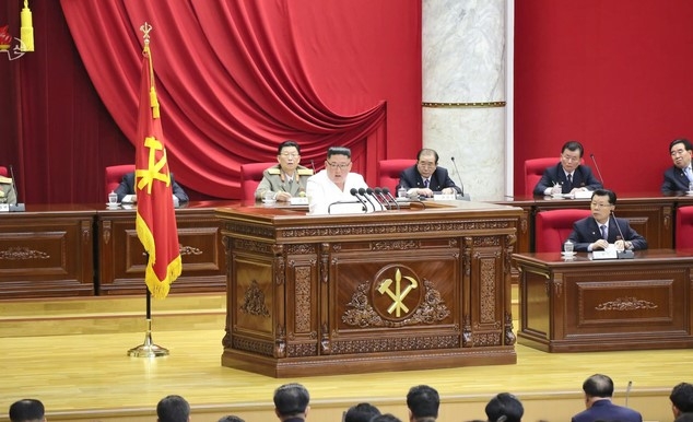 北, 조용한 72돌 건군절…'정면돌파전'서 軍 과업 강조