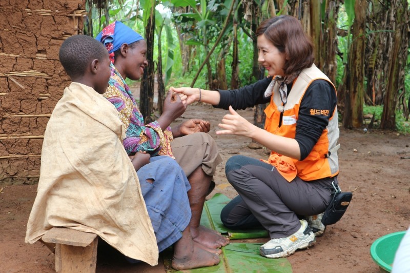배우 양정아, 질병으로 희망을 잃은 아이들에게 희망 심어줘