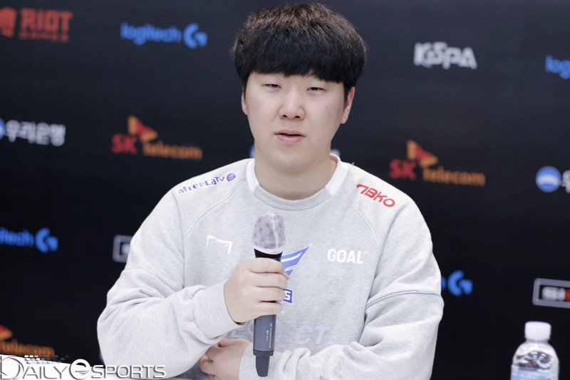 아프리카 프릭스의 미드 라이너 '올인' 김태양.