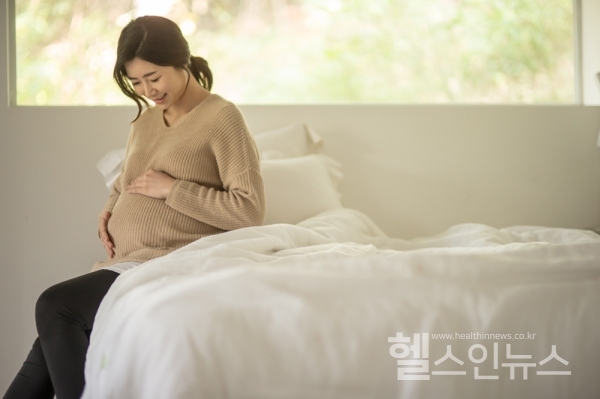 임신?모유수유가 조기 폐경 예방에 도움돼