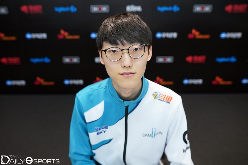 담원 게이밍의 톱 라이너 '너구리' 장하권.