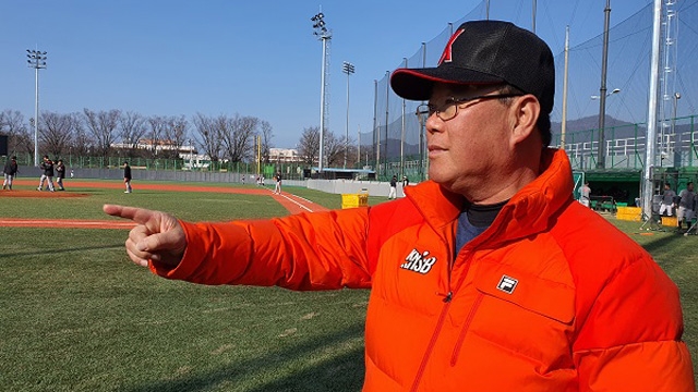 경남대 감독을 맡게 된 영화 '슈퍼스타 감사용'의 실제 모델인 감사용 감독