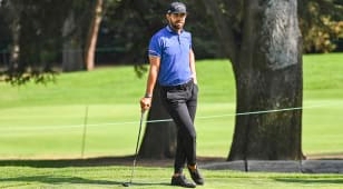 30세 생일날 버디만 9개를 낚으며 코스레코드 타이기록을 세운 남아공의 '턱수염' 에릭 반 루옌. 사진=미 PGA 제공