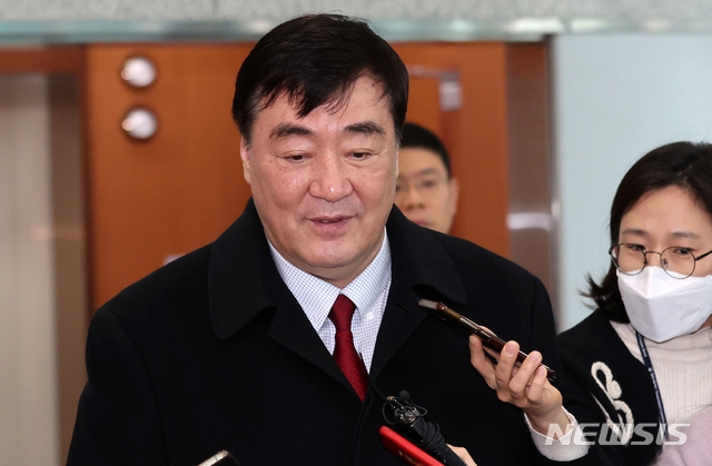 싱하이밍(邢海明) 주한중국대사가 지난 26일 오후 서울 종로구 외교부 청사를 나서고 있다.