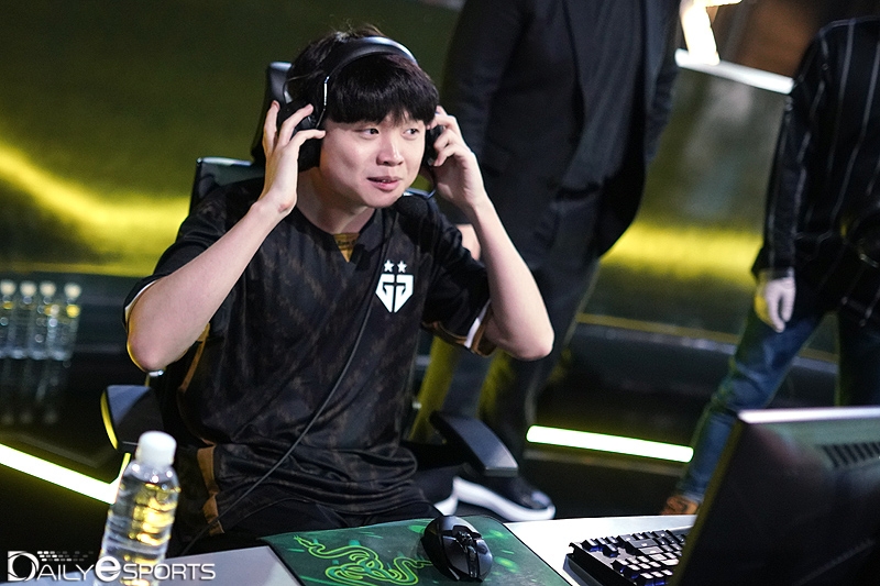 공동 1위에 오른 젠지 e스포츠의 미드 라이너 '비디디' 곽보성.