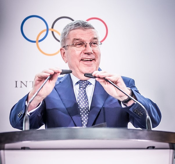 바흐 IOC위원장 "도쿄올림픽 성공 위해 전력으로 준비"