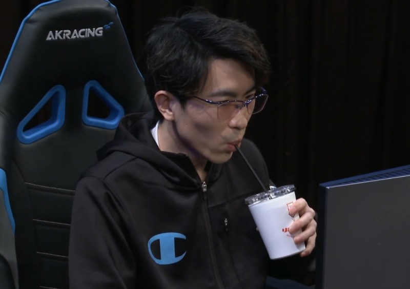 데토네이션 포커스미의 톱 라이너 'Evi' 무라세 슌스케(사진=생중계 화면 캡처).