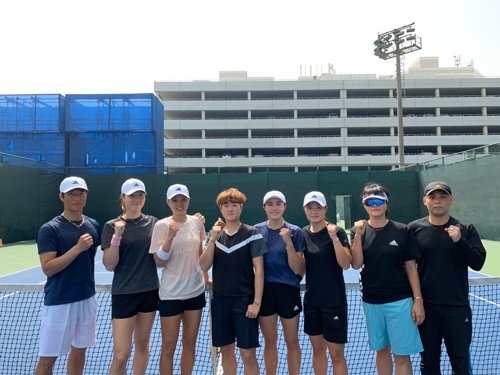 페드컵 지역 1그룹 유지에 성공한 한국 여자테니스 대표팀. <사진 대한테니스협회>