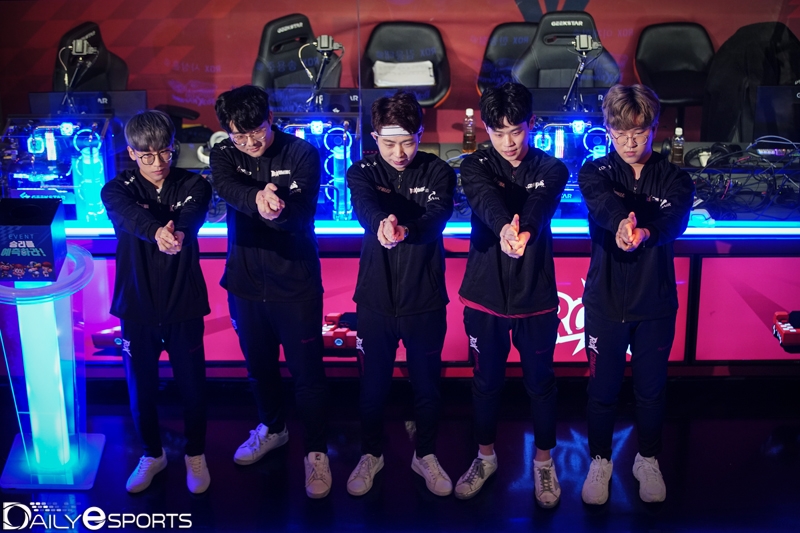 무서운 성장세를 보이고 있는 락스.