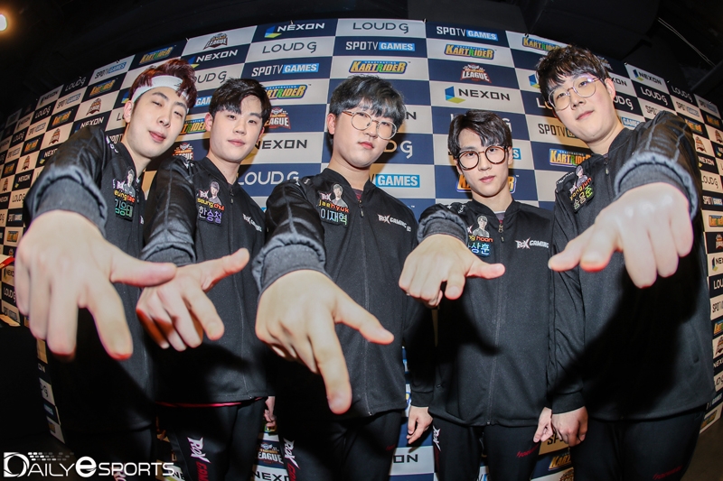 무섭게 성장 중인 락스.