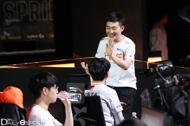 이 모습을 2라운드에서는 더 자주 보기 위해서는 많은 것이 달라져야 할 한화생명.