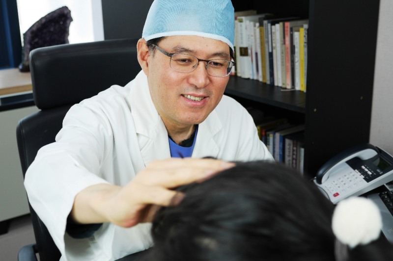 글로웰의원 조성민 원장