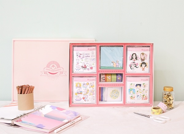 인스랜덤박스, 초등학생 여자 어린이 생일선물로 관심