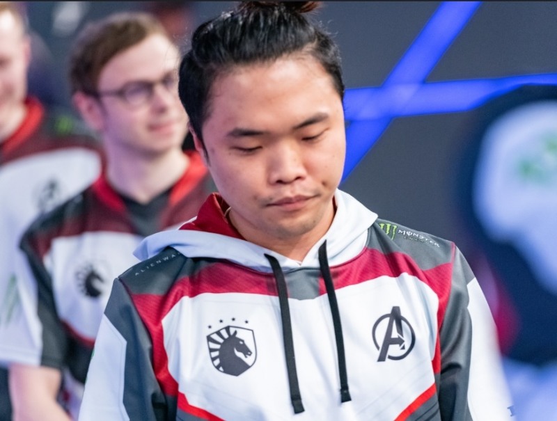 리퀴드의 톱 라이너 '임팩트' 정언영이 좋지 않은 표정으로 경기장을 빠져 나가고 있다(사진=라이엇 게임즈 제공).