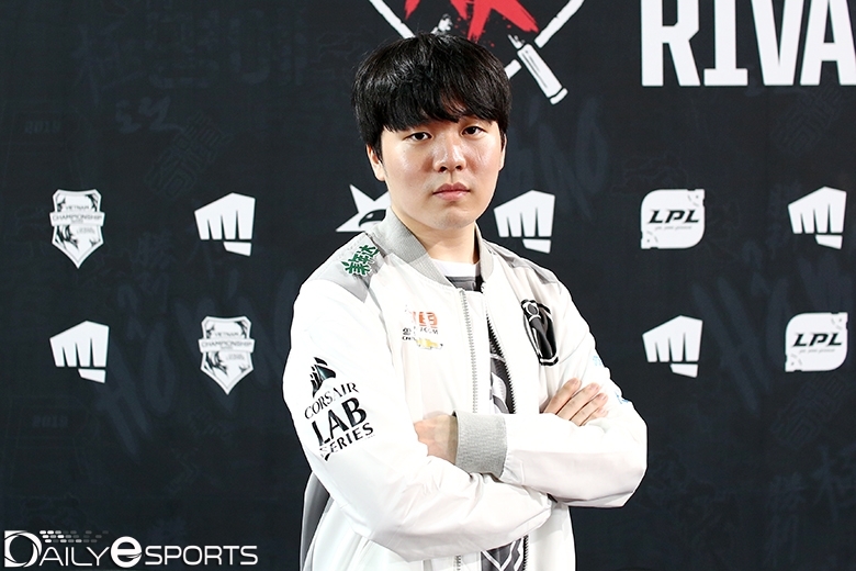 인빅터스 게이밍의 미드 라이너 '루키' 송의진.