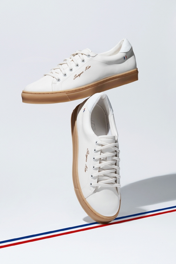 에스.티. 듀퐁 슈즈, 한정판 '이니셜 스니커즈' 출시