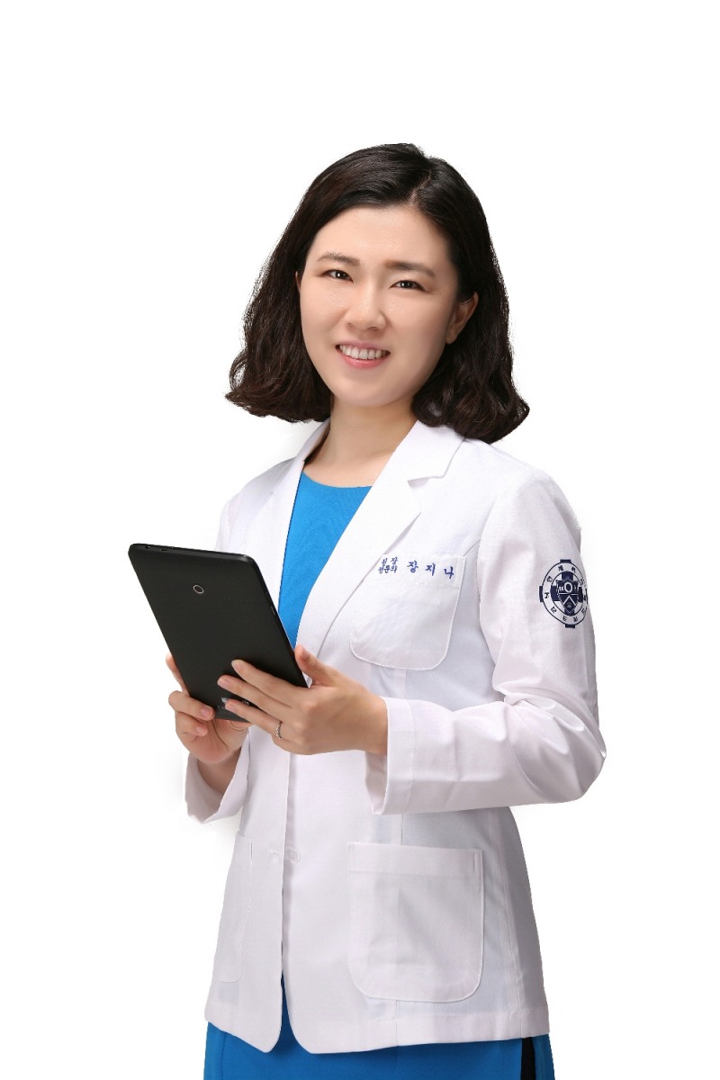 압구정 연세SL의원 장지나원장