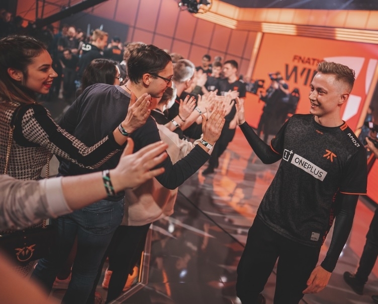 오리겐을 꺾고 준결승에 진출한 프나틱(사진=라이엇 게임즈 제공).