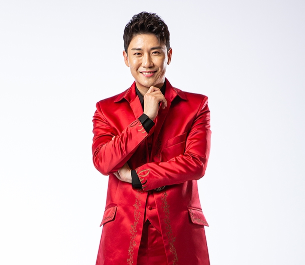 ‘대세’ 영탁, ‘선을 넘는 녀석들’ 출격…트로트 이어 역사까지 정복하나