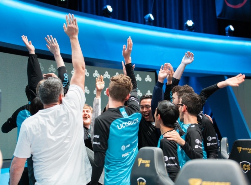 2014년 서머 우승 이후 5년 만에 LCS 정상에 오른 클라우드 나인(사진=라이엇 게임즈 제공).