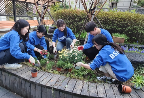 사진 제공 = bhc치킨