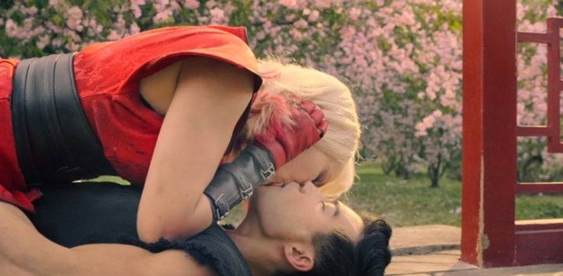 넷플릭스 '스트라이킹 바이퍼스'의 한 장면.