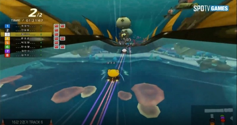 점프 라인 전까지는 4위로 달리던 문호준.