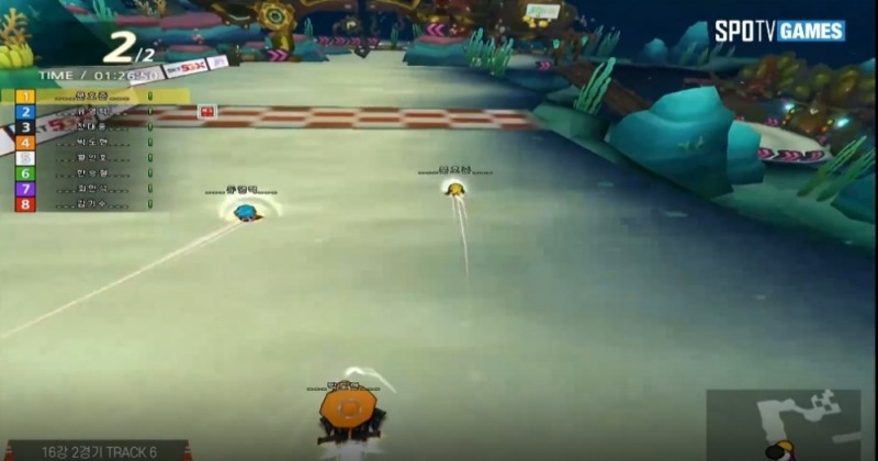 점프 후 순식간에 1위가 된 문호준.