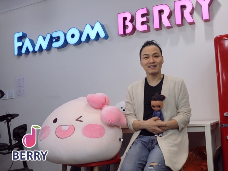 ‘열라 뽕따이’ 조지훈, 베리스토어(BERRY STORE)와 기부협약체결