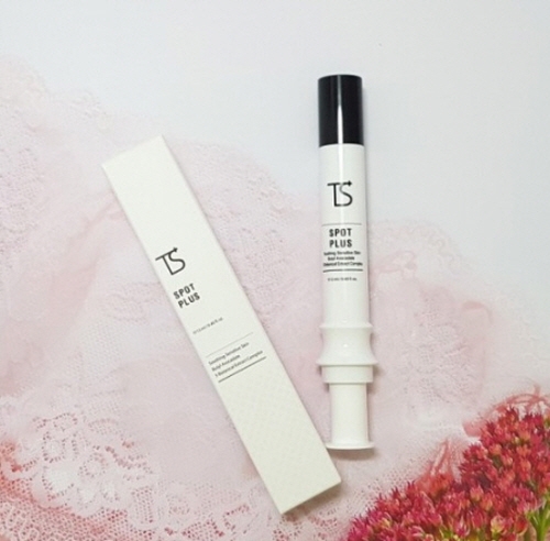 청소년 성인 얼굴 이마·볼·턱 여드름 밀착 케어… 패치 대용 트러블스팟으로 피부 진정