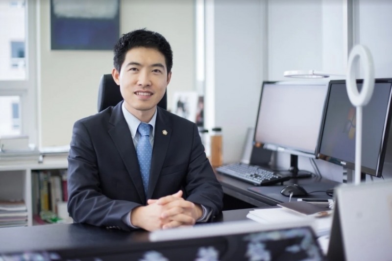 부산이혼전문변호사 “상간녀위자료청구소송, 드라마나 영화 따라하다가 큰일 난다”