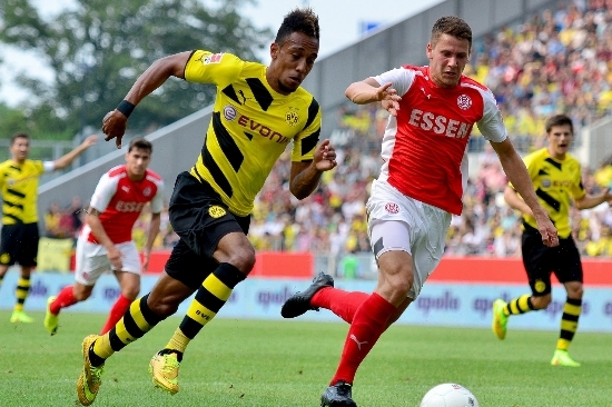 지난 주말 재개된 독일 분데스리가 TV 시청률이 고공행진중인 것으로 나타났다.