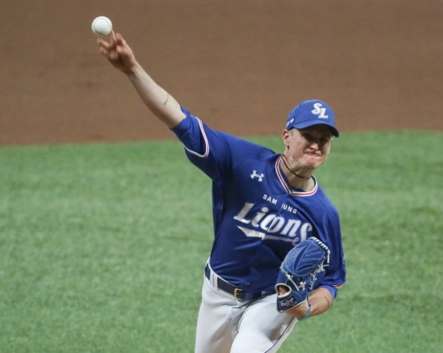 삼성이 뷰캐넌의 호투를 발판으로 홈구장 두산전 12연패의 지긋지긋한 악몽에서 깨어났다.