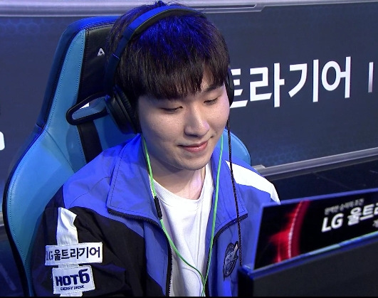 '해설 병행' 전태양, 네 시즌 만에 GSL 결승 진출(종합)