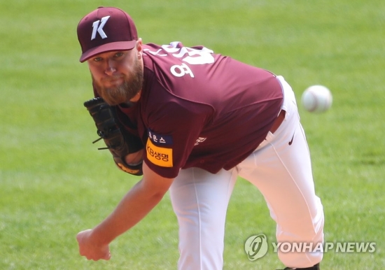 KBO리그 5월 MVP 후보에 구창모·요키시·라모스·페르난데스 선정