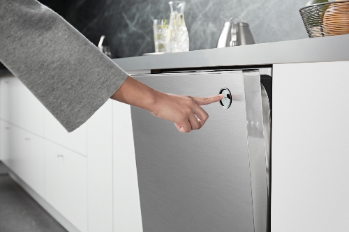 (사진=SK매직)SK매직, ‘터치 온 플러스(DWA-81R0D)’ 식기세척기