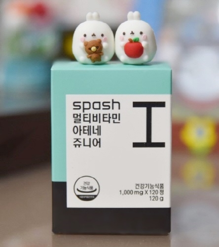 스페쉬, 어린이와 청년 사이, 청소년 위한 종합비타민D ‘아테네 쥬니어’ 선물 세트 기획전
