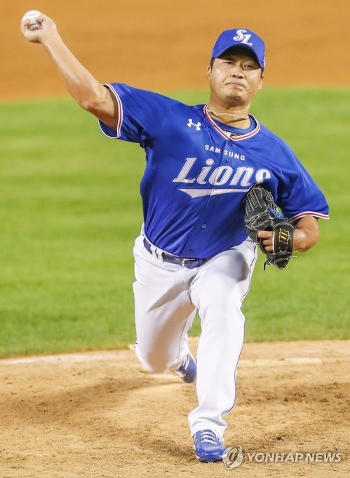 7년 만에 국내에 복귀한 삼성 오승환이 두산을 상대로 2457일만에 세이브를 추가해 한미일 통산 400세이브의 금자탑을 세웠다.