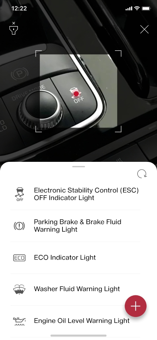 ‘기아 오너스 매뉴얼 앱’ 상에서 인공지능 플랫폼을 통해 스위치 내 심볼을 인식하고 있는 모습. / 이미지제공= 기아자동차