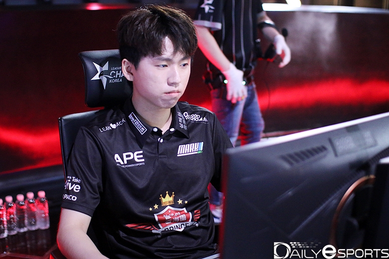 설해원 프린스의 미드 라이너 '미키' 손영민.