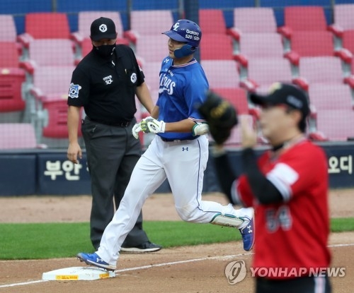 삼성 최영진이 국내 최고 투수인 양현종으로부터 시즌 첫 홈런을 역전 2점홈런으로 장식했다.