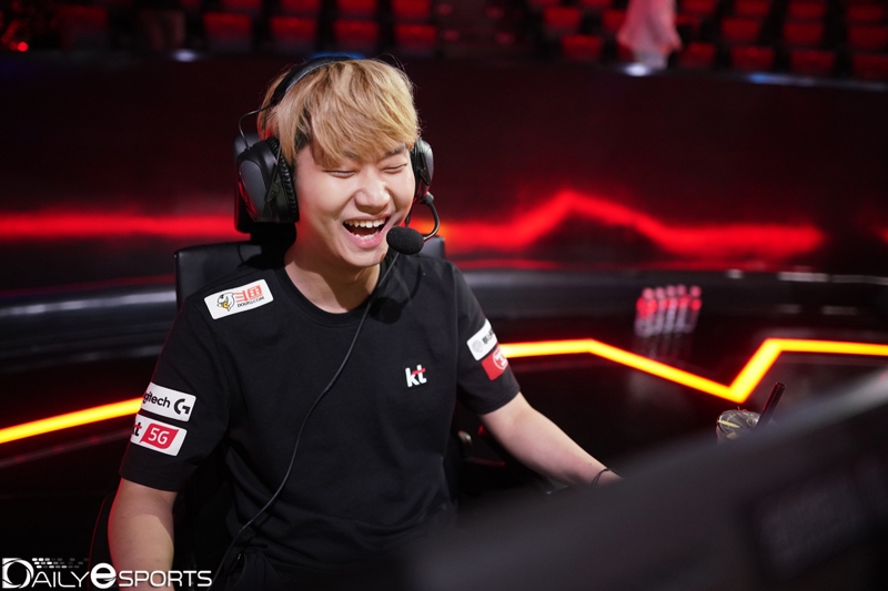 kt 롤스터의 원거리 딜러 '에이밍' 김하람.